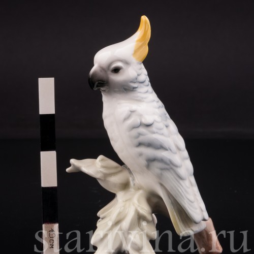 Статуэтка птицы из фарфора Попугай Какаду, миниатюра, Goebel, Германия, до 1990 г.