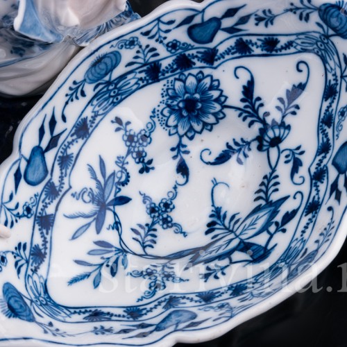 Парные фарфоровые статуэтки Пара с чашами, солонки, Meissen, Германия, сер. 19 - нач. 20 вв.