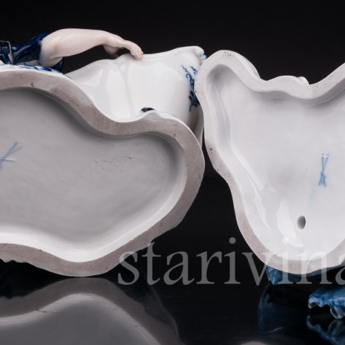 Парные фарфоровые статуэтки Пара с чашами, солонки, Meissen, Германия, сер. 19 - нач. 20 вв.