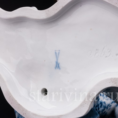 Парные фарфоровые статуэтки Пара с чашами, солонки, Meissen, Германия, сер. 19 - нач. 20 вв.