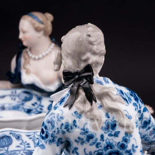 Парные фарфоровые статуэтки Пара с чашами, солонки, Meissen, Германия, сер. 19 - нач. 20 вв.