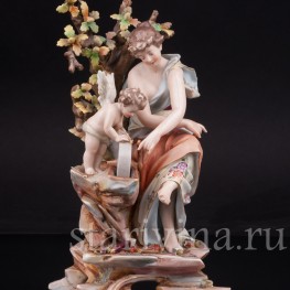 Фарфоровая композиция Венера и Амур, точащий стрелу, Volkstedt, Германия, кон. 19 в.