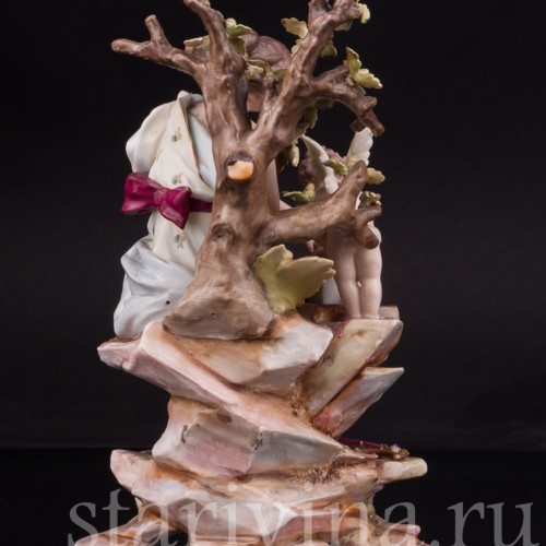 Фарфоровая композиция Венера и Амур, точащий стрелу, Volkstedt, Германия, кон. 19 в.