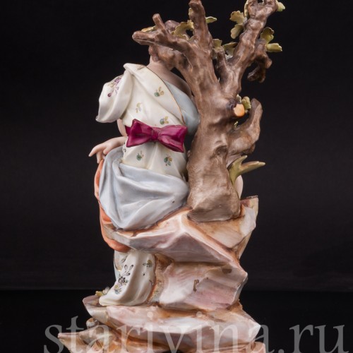 Фарфоровая композиция Венера и Амур, точащий стрелу, Volkstedt, Германия, кон. 19 в.