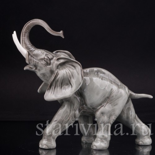Статуэтка из фарфора Слон с поднятым хоботом, Hutschenreuther, Германия, 1980е гг.