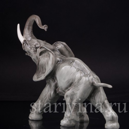 Статуэтка из фарфора Слон с поднятым хоботом, Hutschenreuther, Германия, 1980е гг.