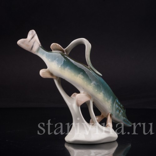 Фарфоровая статуэтка Щука Royal Dux, Чехия, 1990е гг.
