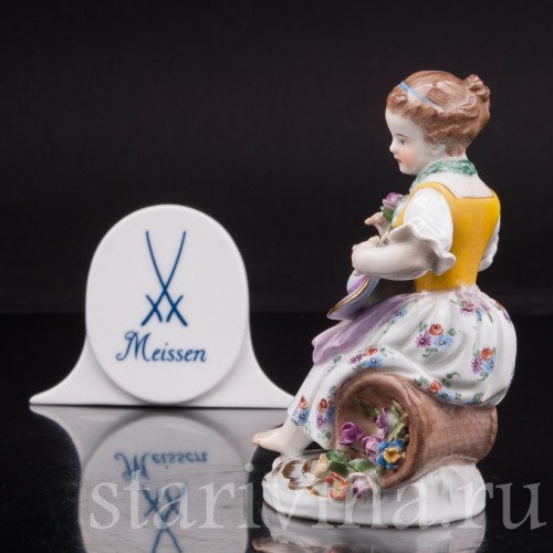 Фарфоровая статуэтка Девочка с корзинами цветов, Meissen, Германия, сер. 19 - нач. 20 вв.