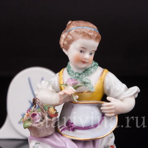Фарфоровая статуэтка Девочка с корзинами цветов, Meissen, Германия, сер. 19 - нач. 20 вв.