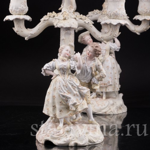 Фарфоровые Два канделябра с танцающими парами, Volkstedt, Германия, кон. 19 в.