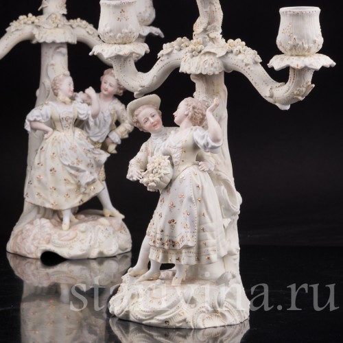 Фарфоровые Два канделябра с танцающими парами, Volkstedt, Германия, кон. 19 в.