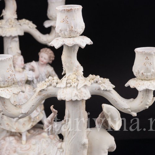 Фарфоровые Два канделябра с танцающими парами, Volkstedt, Германия, кон. 19 в.