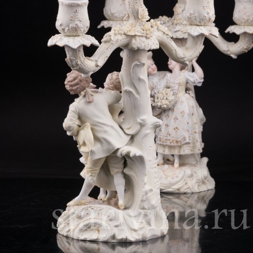 Фарфоровые Два канделябра с танцающими парами, Volkstedt, Германия, кон. 19 в.