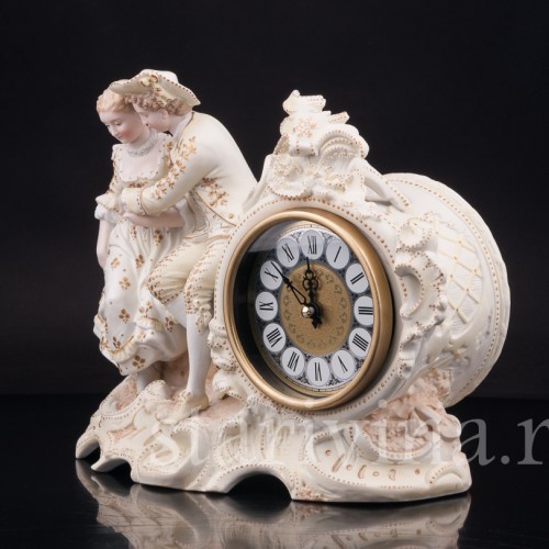 Декоративные фарфоровые часы "Влюбленные", Volkstedt, Германия, кон. 19 в.