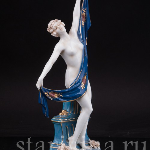 Фарфоровая статуэтка девушки Обнаженная с шалью, E. A. Muller, Германия, Кон 19, нач. 20 вв.
