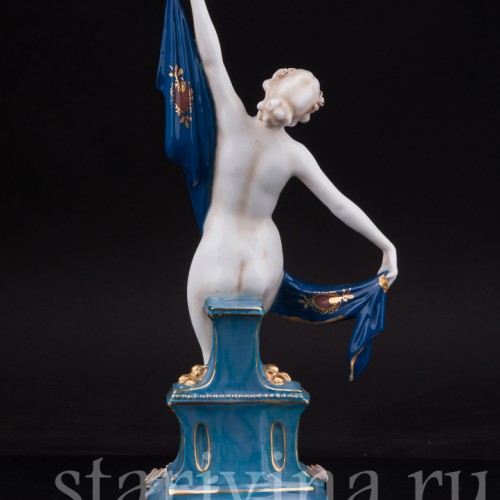 Фарфоровая статуэтка девушки Обнаженная с шалью, E. A. Muller, Германия, Кон 19, нач. 20 вв.