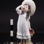 Фигурка из фарфора Девочка в шляпе с вишней, Meissen, Германия, нач. 20 в.