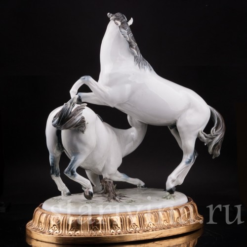 Фарфоровая композиция Играющие жеребцы, Rosenthal, Германия, 1956 год.