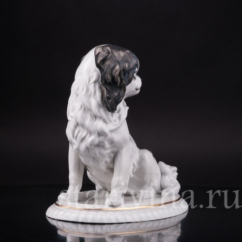 Фарфоровая статуэтка собаки Японский хин, Hertwig & Co, Германия, 1920-30 гг.