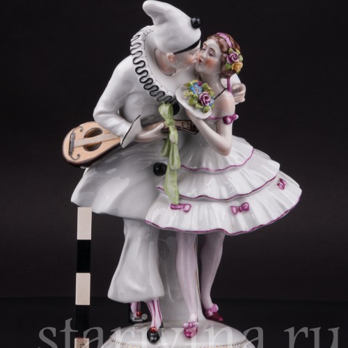 Фарфоровая статуэтка Пьеро и Коломбина, Дрезден, Германия, нач. 20 в.