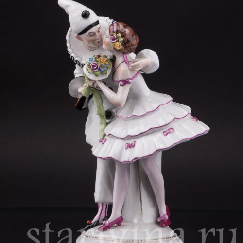 Фарфоровая статуэтка Пьеро и Коломбина, Дрезден, Германия, нач. 20 в.