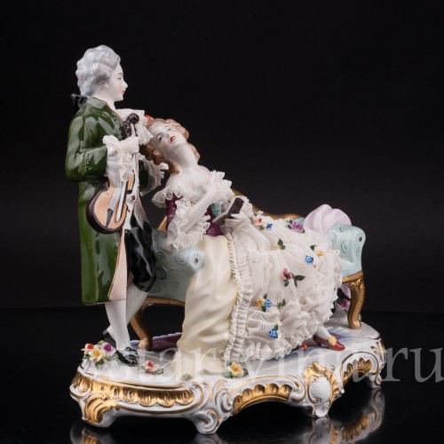 Фарфоровая статуэтка Пара со скрипкой, кружевная, Unterweissbach, Германия, 1958-76 гг.