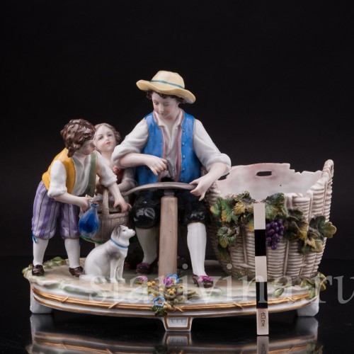 Композиция из фарфора Домашнее хозяйство, Ernst Bohne Sohne, Германия, 1901-37 гг.