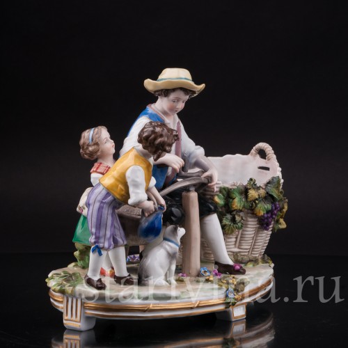 Композиция из фарфора Домашнее хозяйство, Ernst Bohne Sohne, Германия, 1901-37 гг.