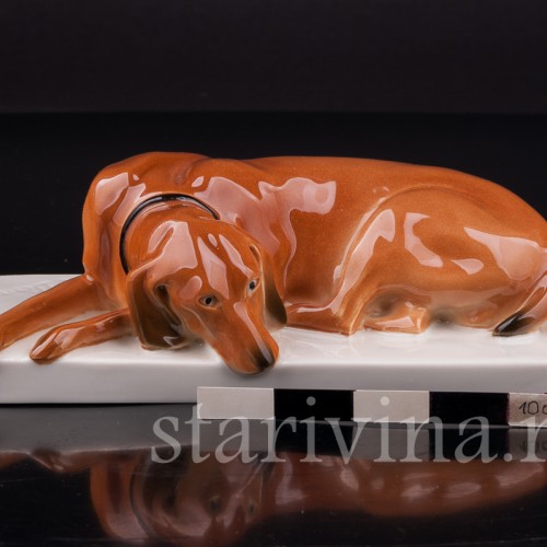 Лежащая собака, Volkstedt, Германия, вт. пол. 20 в