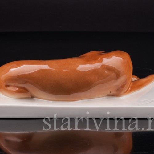 Лежащая собака, Volkstedt, Германия, вт. пол. 20 в