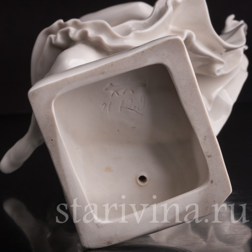 Фарфоровая статуэтка Танцующая девочка Schwarzburger, Германия, нач. 20 века.