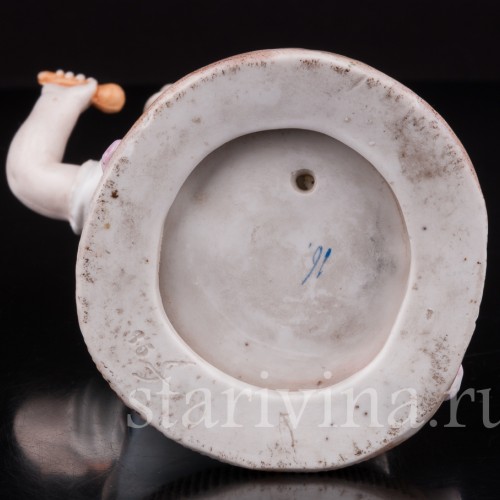 Фигурка из фарфора Маленький бондарь, Германия, 19 в.