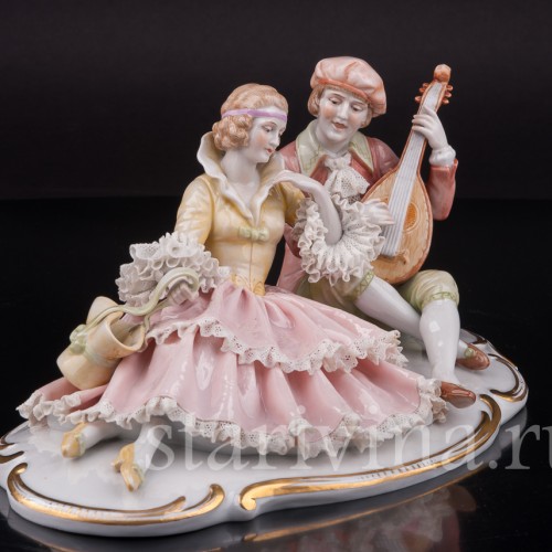 Фарфоровая фигурка Пара с мандолиной, кружевная, Muller & Co, Германия, перв. пол. 20 в.