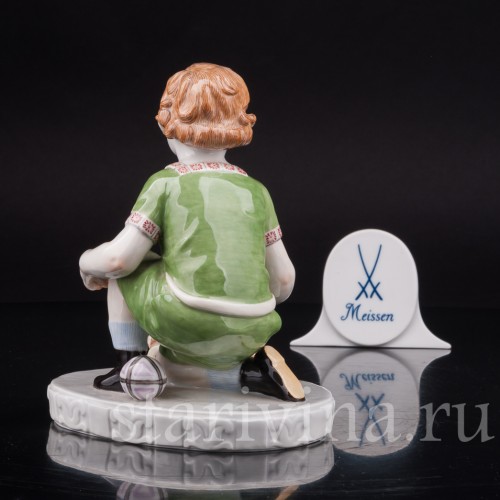 Фарфоровая статуэтка Мальчик с паровозиком, Meissen, Германия, 1987 г.