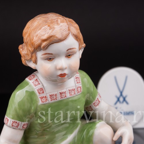 Фарфоровая статуэтка Мальчик с паровозиком, Meissen, Германия, 1987 г.