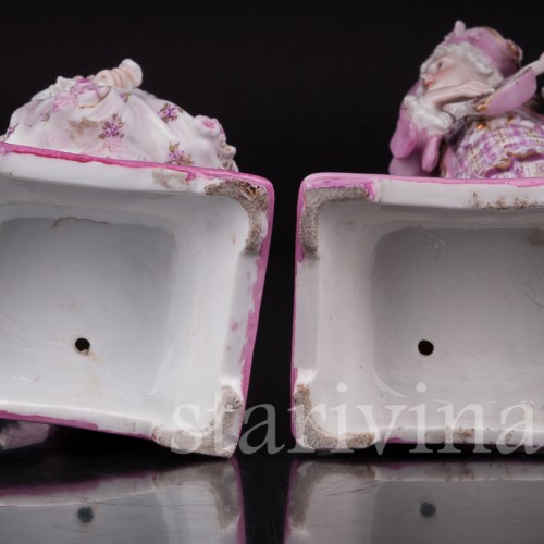 Парные фарфоровые статуэтки Пара в розовом, Франция, 19 в.