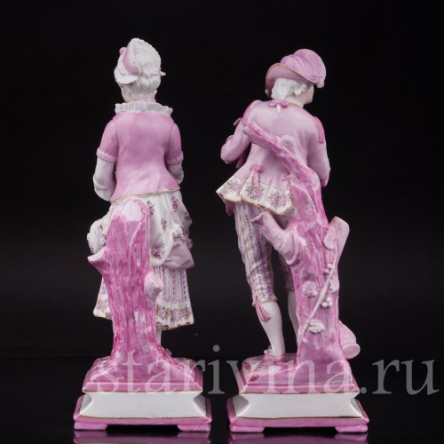 Парные фарфоровые статуэтки Пара в розовом, Франция, 19 в.
