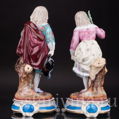 Фарфоровые статуэтки Пара в старинных костюмах, Wallendorf, Германия, 19 в.