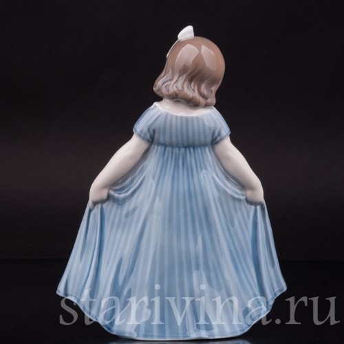 Статуэтка из фарфора Реверанс, Royal Copenhagen, Дания, 1992-99 гг.