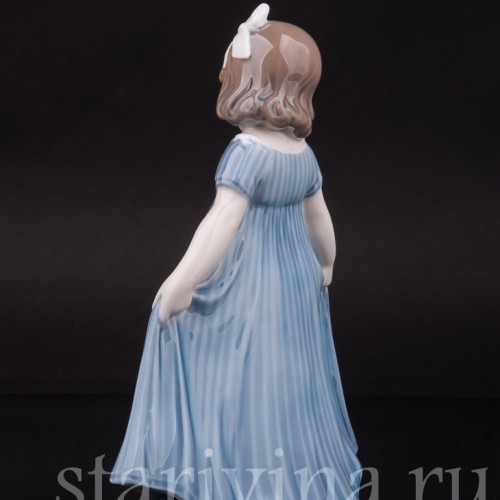 Статуэтка из фарфора Реверанс, Royal Copenhagen, Дания, 1992-99 гг.