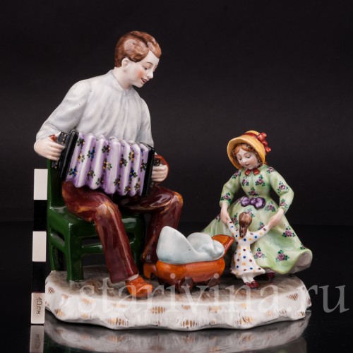 Фарфоровая композиция Веселое настроение, Ackermann & Fritze, Германия, перв. пол. 20 в.