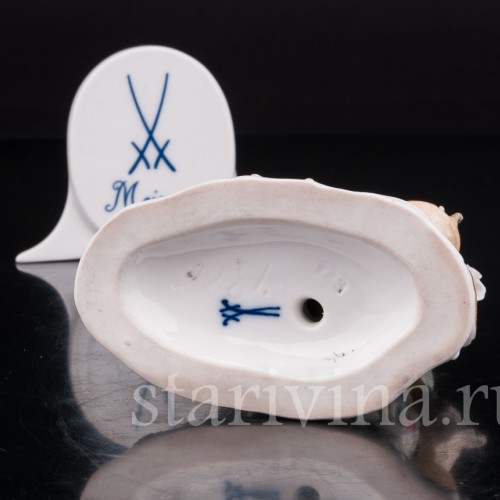 Фигурка из фарфора Девушка с курицей, Meissen, Германия, сер 19 - нач 20 вв.