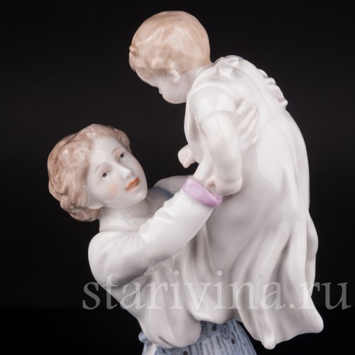 Статуэтка из фарфора Первенец, женщина с ребенком, Karl Ens, Германия, нач. 20 в.
