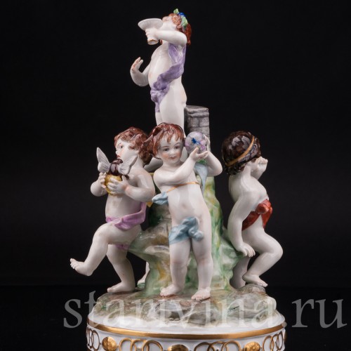 Композиция из фарфора Аллегория пяти чувств, Volkstedt, Германия, вт. пол. 20 века.