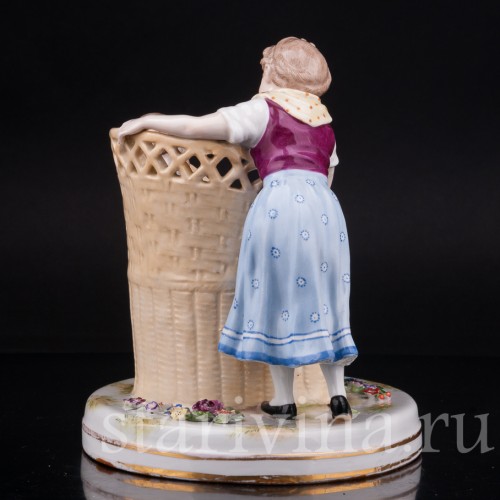 Фарфоровая статуэтка Наигрался, Von Schierholz, Германия, 1907-27 гг.