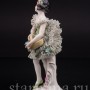 Фарфоровая статуэтка Маленькая балерина с корзинкой цветов, кружевная, Volkstedt, Германия, до 1935 г.