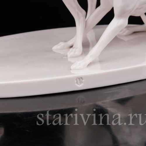 Фарфоровая статуэтка собак Две левретки, Nymphenburg, Германия, пер. пол. 20 в.