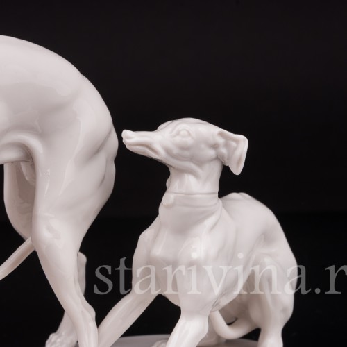 Фарфоровая статуэтка собак Две левретки, Nymphenburg, Германия, пер. пол. 20 в.