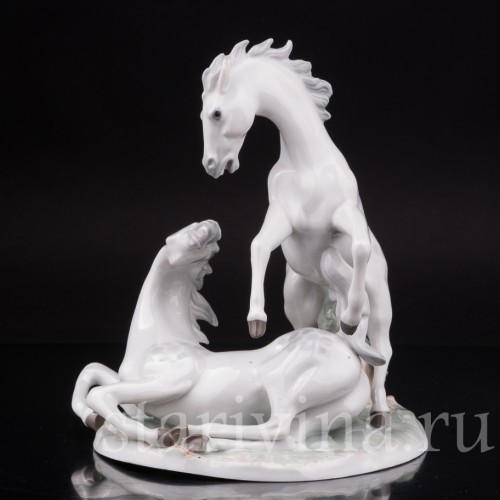 Композиция из фарфора Играющие лошади, Grafenthal, Германия, 1972-90 гг.