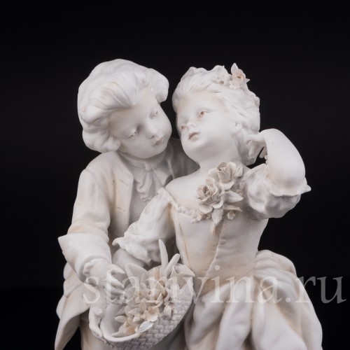 Фарфоровая статуэтка Юные влюбленные, Volkstedt, Германия, кон. 19 - нач. 20 вв.